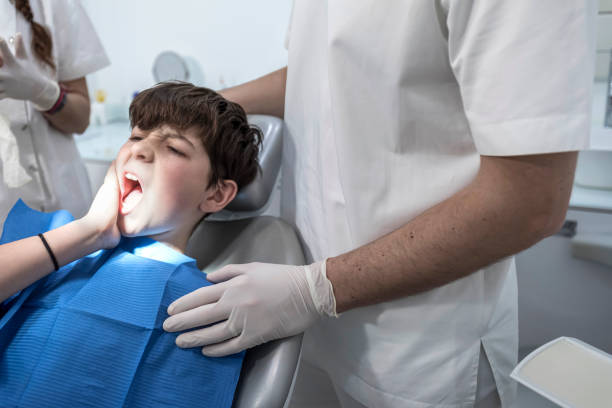Best Emergency Tooth Extraction in Palacios, TX